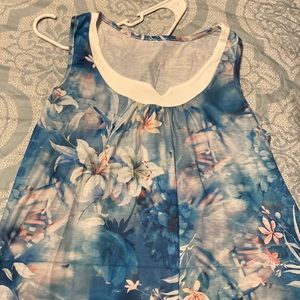 Cute floral tank top!!!